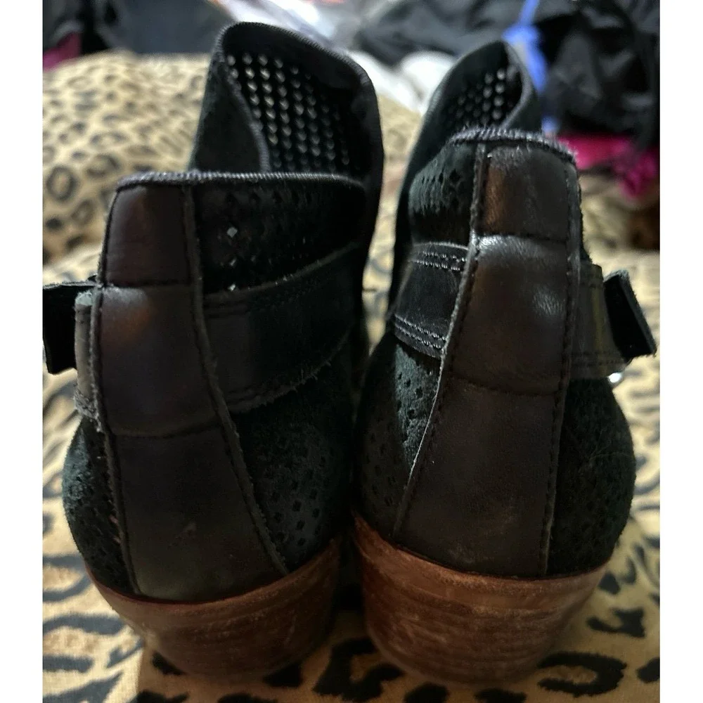 Sam‎ Edelman Paula Black Perforated Suede Low Heel Ankle Booties, 8.5